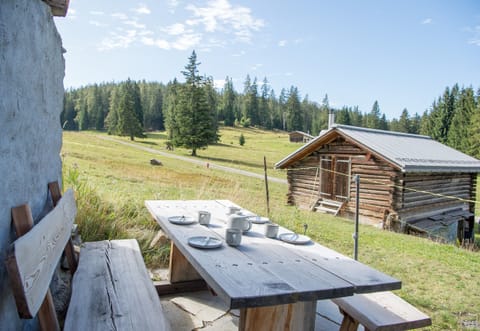 The terrace in front of the Maiensäss