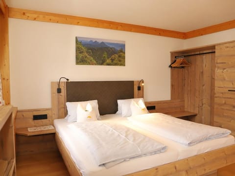 App. 4 - Apartment/wohn-schlafraum/bad, WC - Linarhof Farm Stay in Schladming