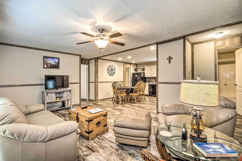 Living Room | Central A/C & Heating