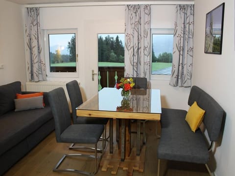 Apartment 2 - 2 bedrooms, shower, WC - Burglehnerhof Farm Stay in Schladming