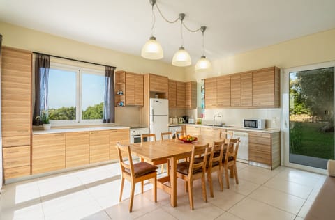 The kitchen is fully equipped with everything you need for a comfortable stay!