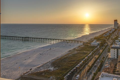 Sweeping gulf views from the balcony!