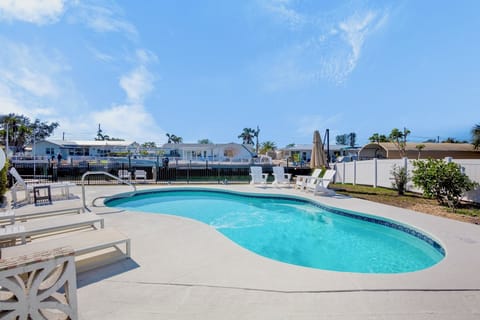 Private Pool