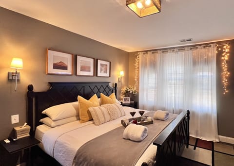 Room 1 W/Comfortable King Bed, Bit Closet, Working Space, Convertible Crib, TV