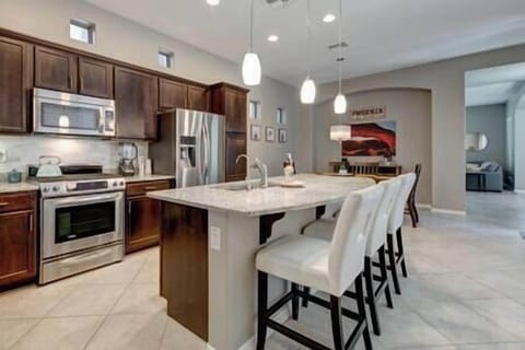 B8a23769 dc79 46d1 ad7a de9e2f5e5bd3