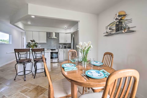 Dining Area | Well-Equipped Kitchen
