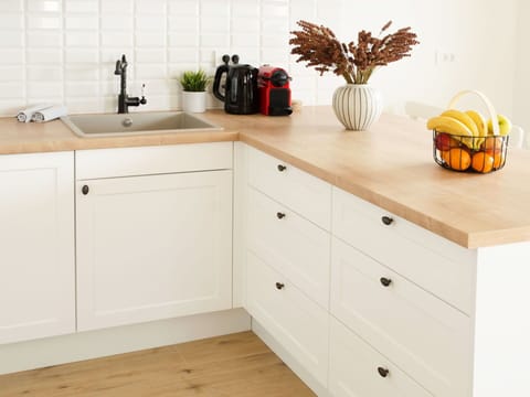 Cloud, Sky, Car, Vehicle, Building, Window, Asphalt, House