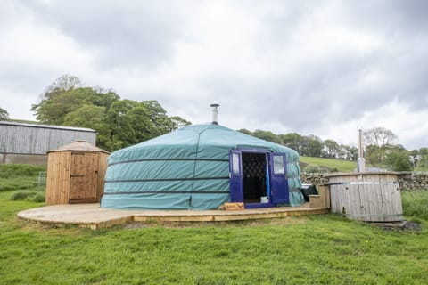 Kestrel Yurt, Yorkshire; fun family glamping