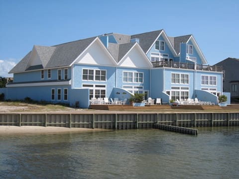 Horizons Condo WP115