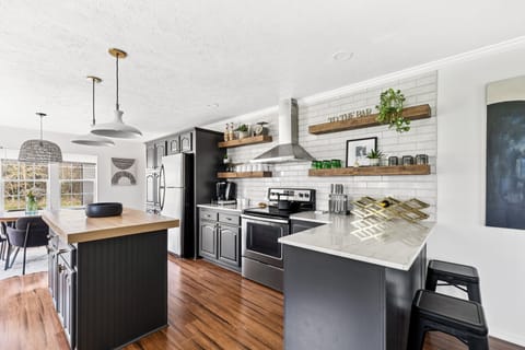 Complete with top-of-the-line appliances and everything you need to whip up a delicious meal.