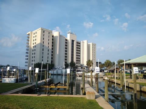 Marina