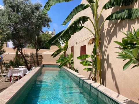 Piscina 16m