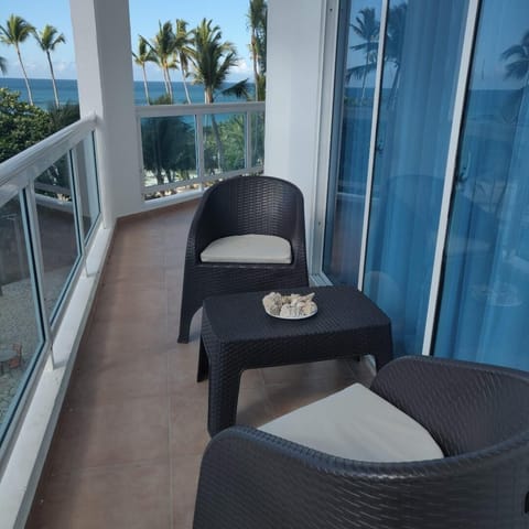 Panoramic Ocean View 