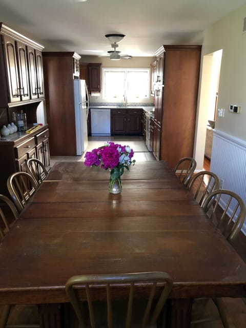 Eating Area and Kitchen