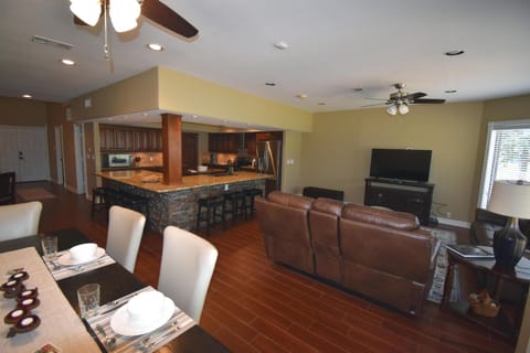 Open floor plan and all the comforts of home.