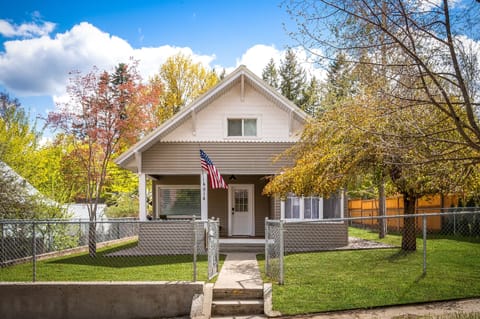 Historic 1914 home Downtown Coeur d'Alene Luxury Living