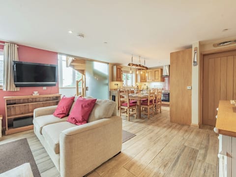 Open plan living space | Bwthyn Y Bwlch, St Davids