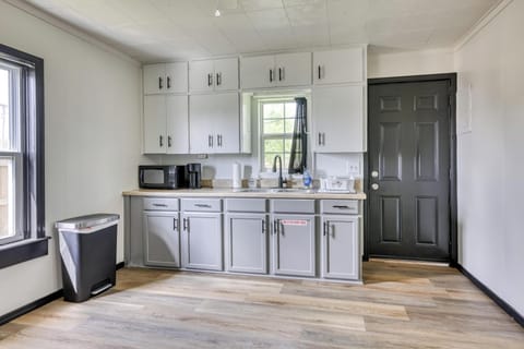 e3077e50-dc8a-4b80-9c53-97b5cc32da35