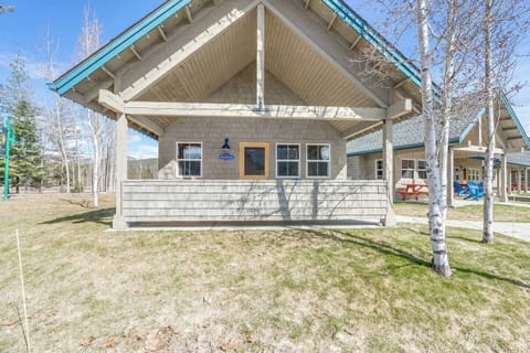 Cute exterior photo of the bungalow.