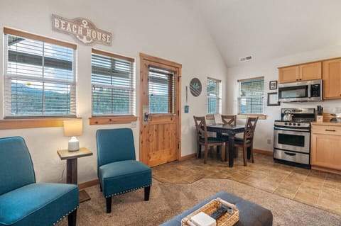 Open floor plan perfect for your vacation.