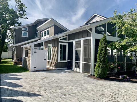 Front House-Driveway