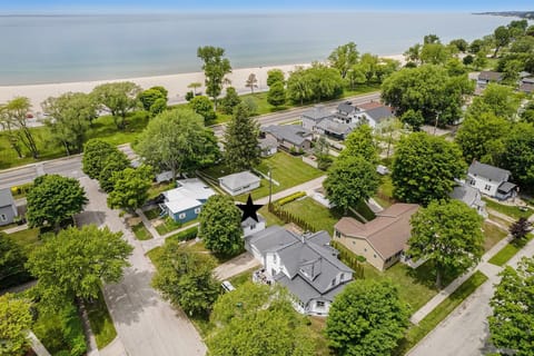 Less than a two minute walk from the driveway to the sand. 