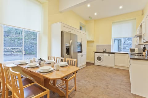 The Presbytery in Coniston kitchen and breakfast room