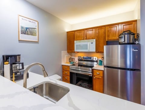 Fully Upgraded Modern Kitchen with Top Appliances in Allegheny!
