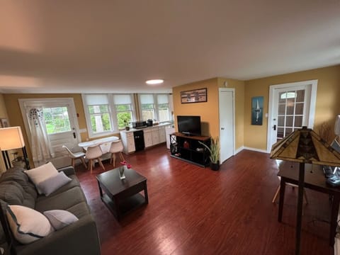 Glass door to bedroom at right.