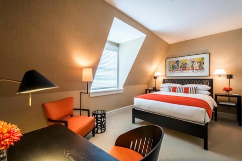 Aurora Wallcourt Hall Deluxe Queen Bedroom 1 20