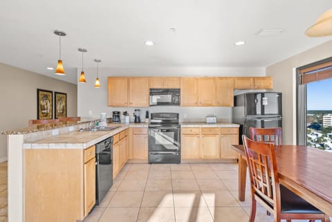 Panama City Beach Condo Unit 1235 (7)