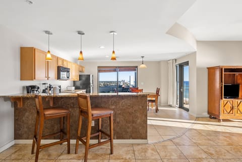 Panama City Beach Condo Unit 1235 (4)