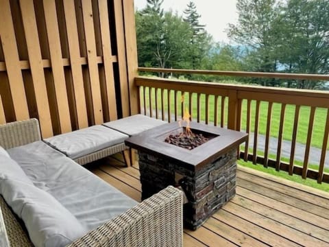 Private Deck, Fire Pit