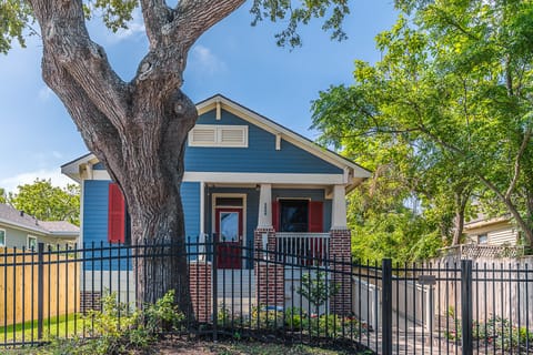 Craftsman Cottage 