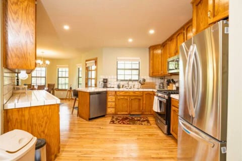 Everything you Need to Cook Family Meals Including: Instapot, Airfryer, and Blender