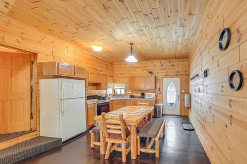 Kitchen | Stairs Req'd for 2nd-Floor Bedroom Access | Free WiFi