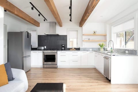 Like to cook or not, you would love this Large open kitchen with all new appliances 