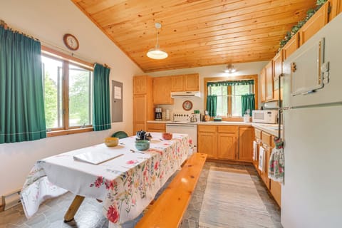 Dining Area | Cooking Basics | Dishware & Flatware