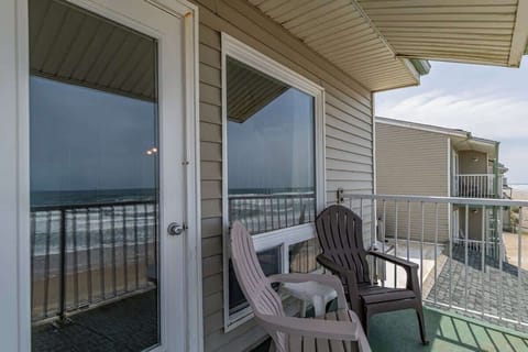 Kick back and relax with ocean views