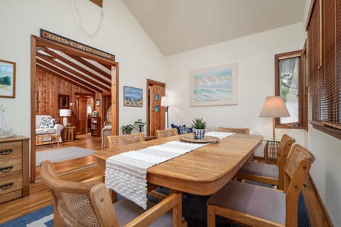 front room / dining room
