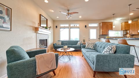 Open Layout with Abundant Natural Light