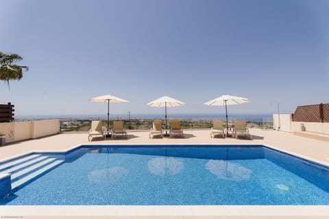 Private Pool with Roman Steps