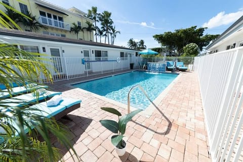 21968046 af24 4d45 8830 e44ce19e72a8