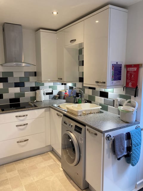 Cleaning products, towels, basics for cooking and drink making all provided.