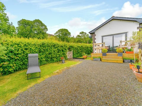 Garden | Cwtch Enrico - Hen Efail Holiday Cottages, Furnace, near Machynlleth