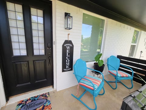 Welcoming front porch. 