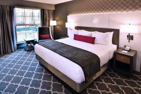 Accessible King Bedroom 5