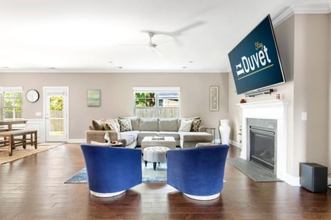 Open-concept Living Area with Smart TV