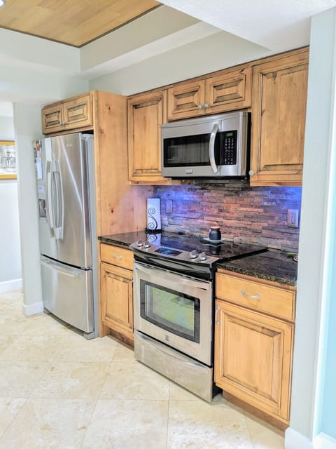 Kitchen equipped with everything you need! 