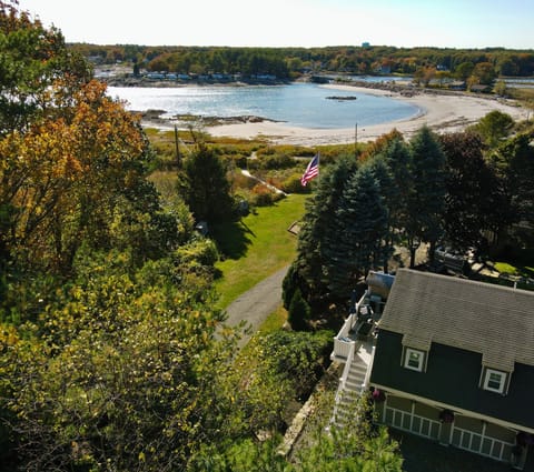Private path to Cape Neddick Beach